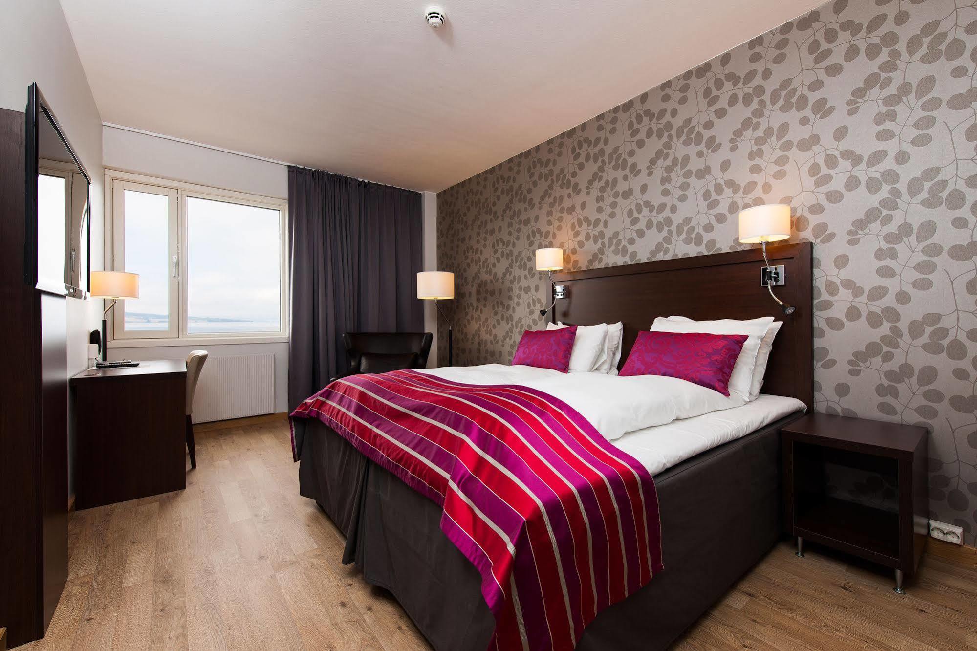 Thon Partner Hotel Victoria Hamar Екстер'єр фото