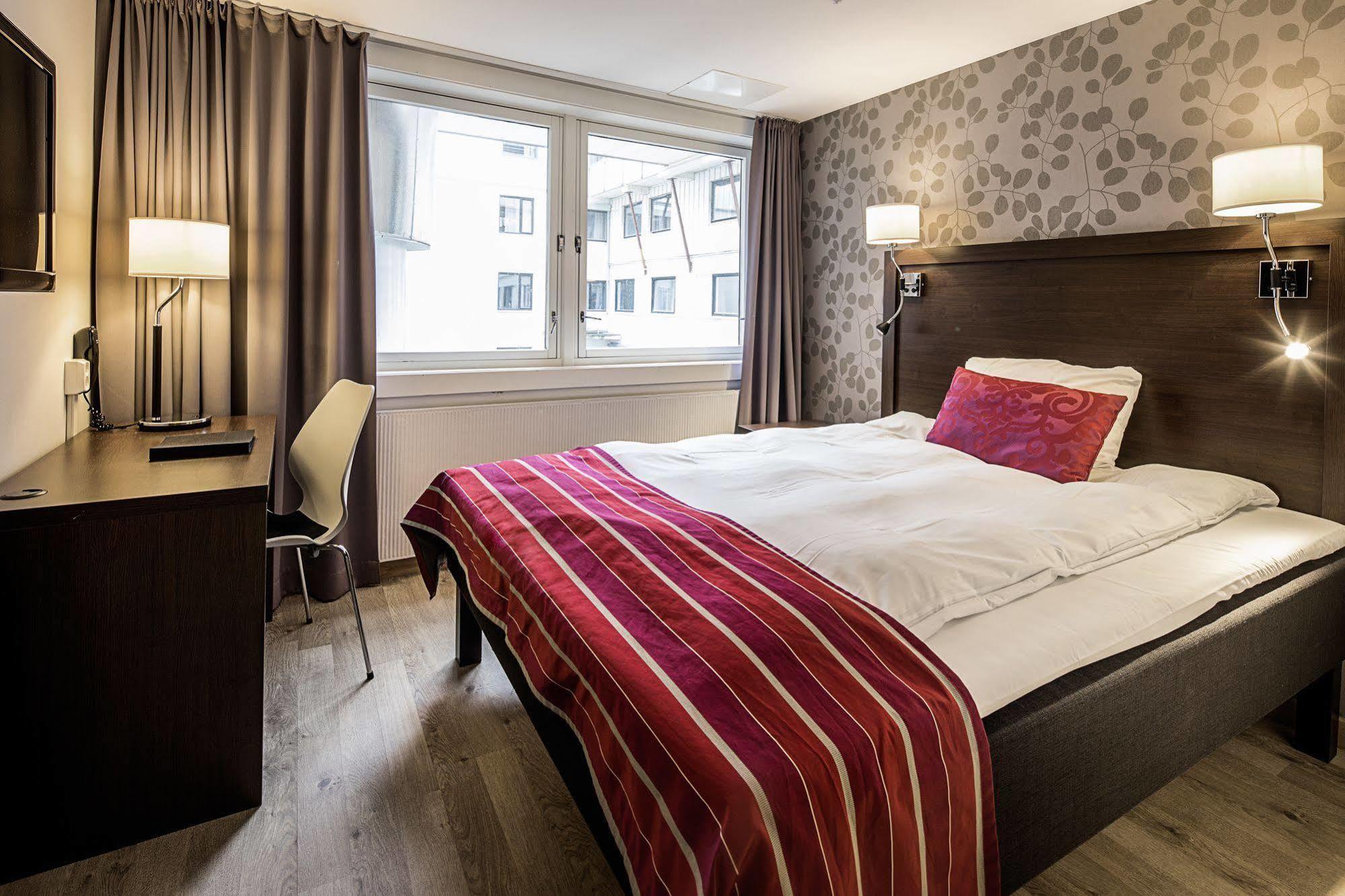 Thon Partner Hotel Victoria Hamar Екстер'єр фото